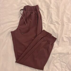 women’s track pants